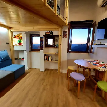 Piazza Marconi 阿米里亚