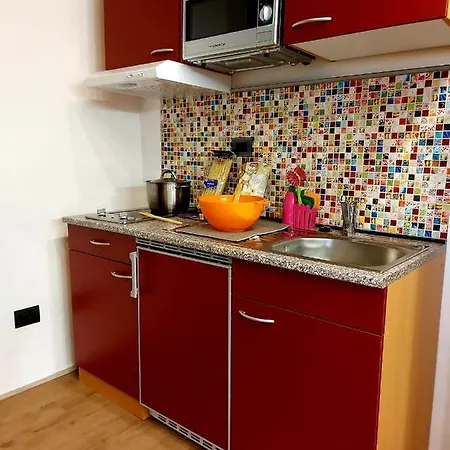 公寓 Piazza Marconi 阿米里亚